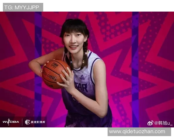 在球场上绽放光芒她是逆风飞翔的女篮运动员
